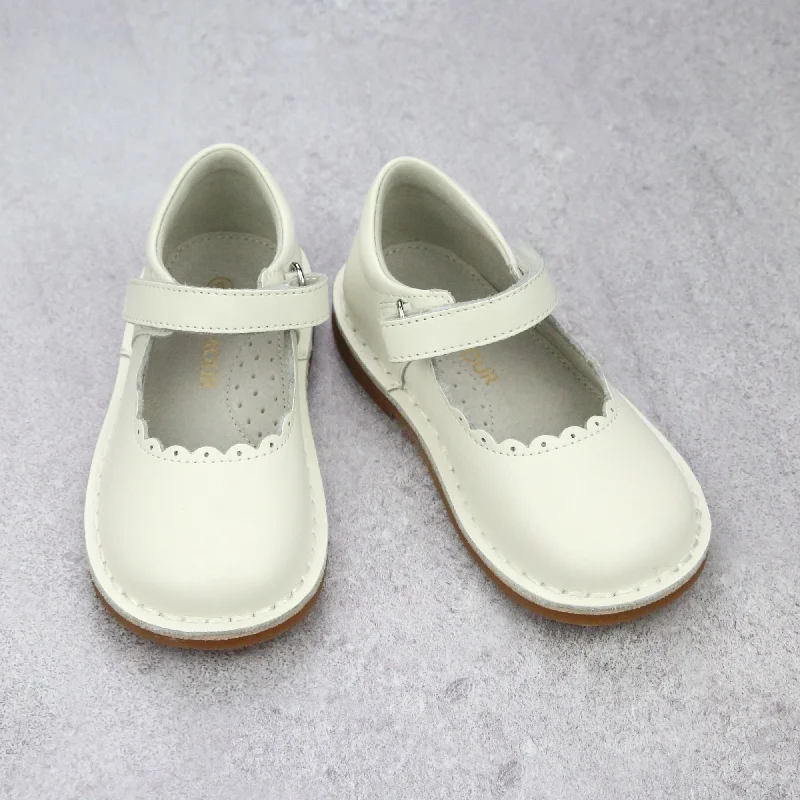 L'Amour Girls Scalloped Classic Dressy Mary Janes