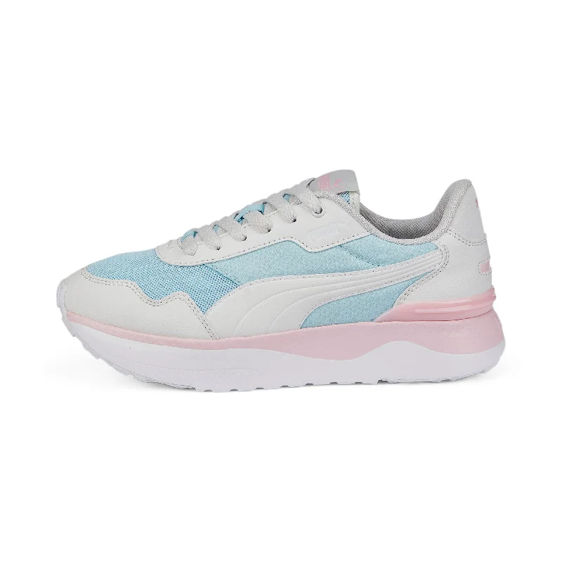 light aqua/white/nimbus cloud